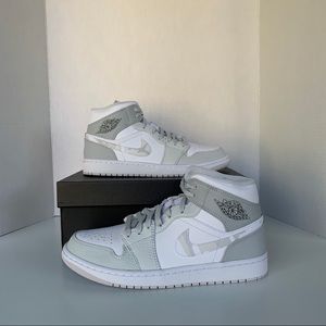 Air Jordan 1 Mid “White Grey Camo” Size 9 NIB